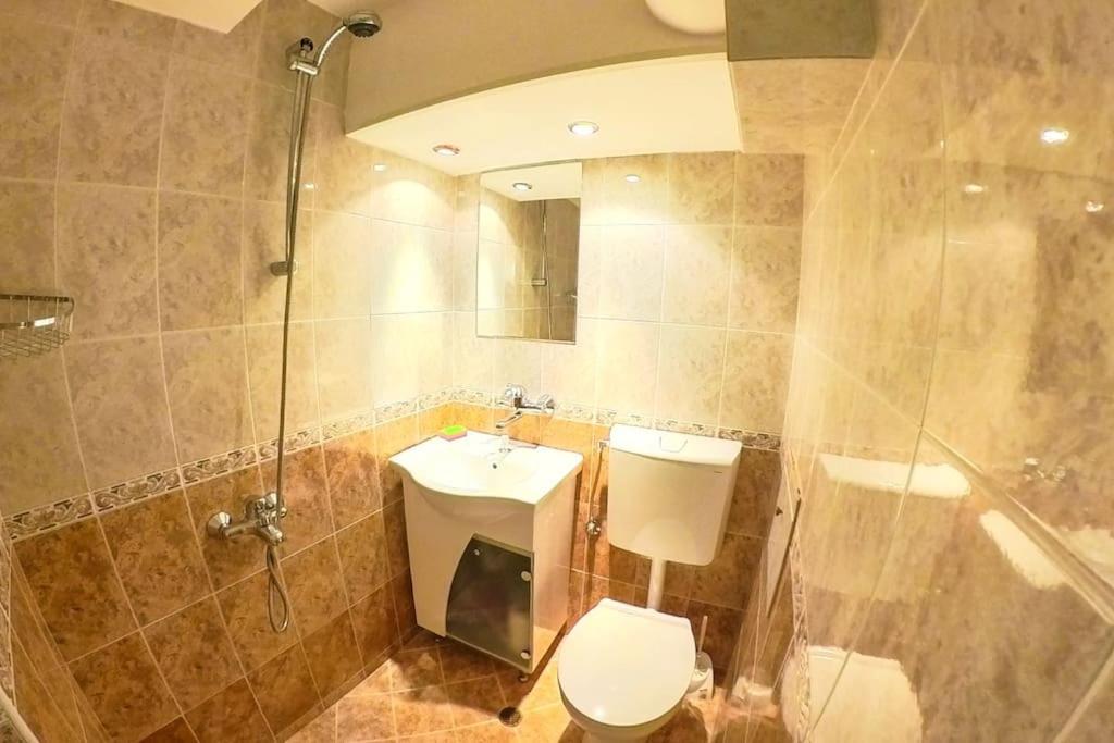 With Courtyard Just Steps Away Vitosha Str Апартаменти *